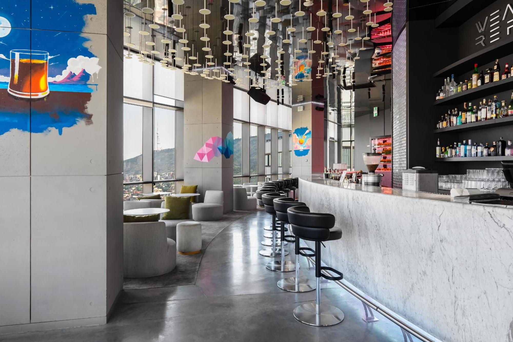 Hotel Pullman Axis Towers 5*